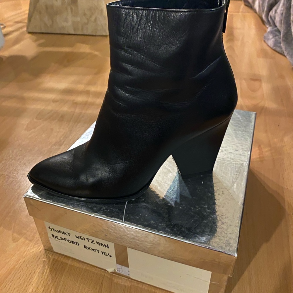 Stuart Weitzman Bedford black bootie